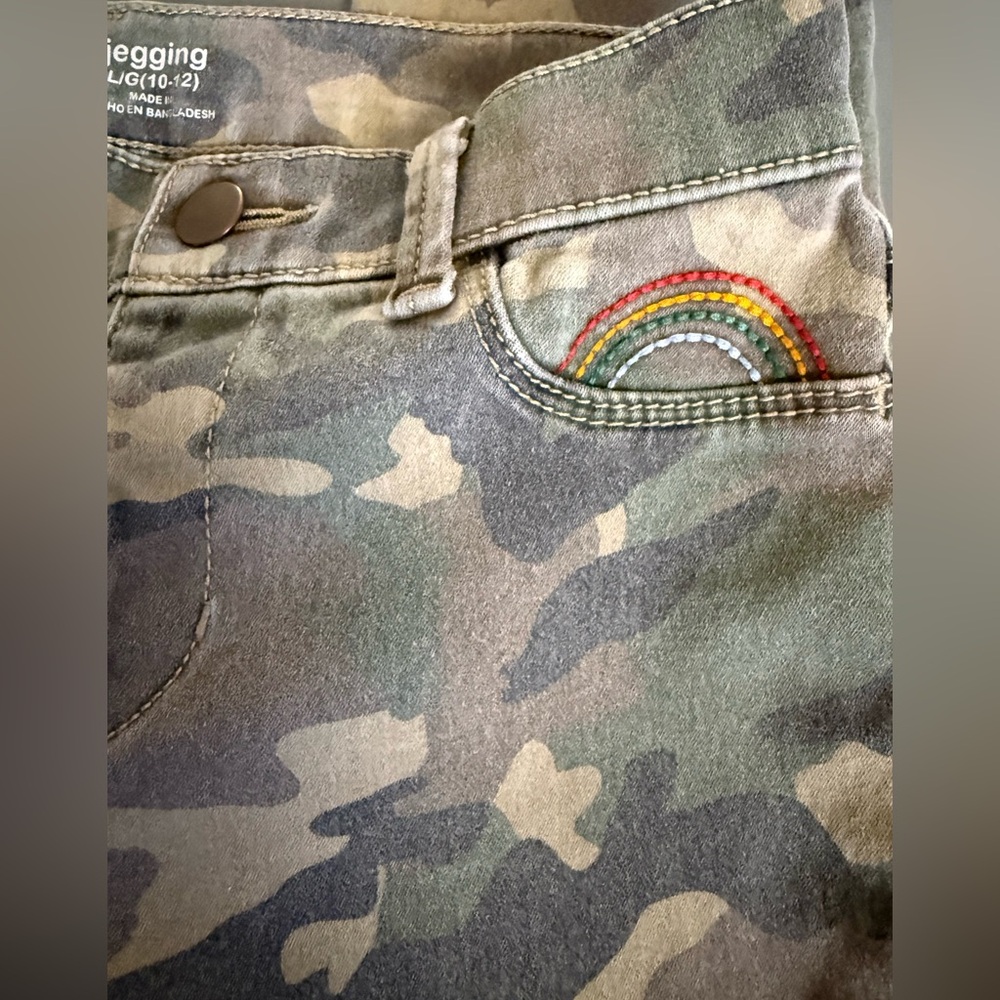 Camo jeggings by Wonder nation - Picture 3 of 6